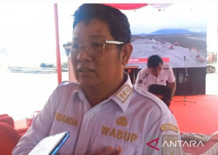 Wabup Efrianda Pastikan Pelayanan ASN Tetap Berjalan Jelang Tutup Tahun