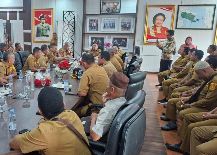 Bupati Riza Instruksikan Desa Tetap Berbenah & Utamakan Kepentingan Rakyat
