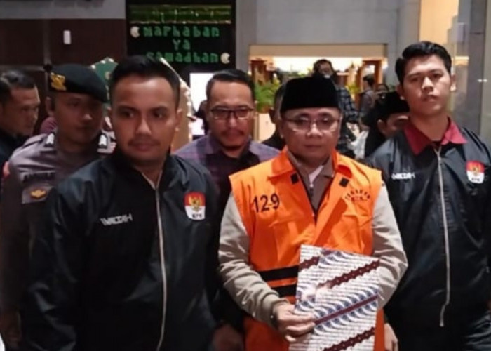 KPK Berkelit, Yaqut Jadi Tahanan Rumah?