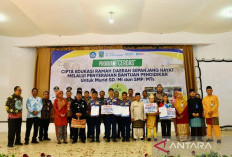 995 Siswa di Belitung Terima Bantuan Biaya Pendidikan