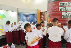 Siswa siswi SDN 45 Kunjungi Museum Timah 