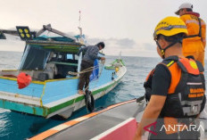 Tim SAR Evakuasi Nelayan Kurau di Perairan Belatok