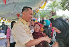  Silaturahmi Imlek ke Kediaman Bambang Patijaya, Ribuan Warga Berduyun-duyun Datang