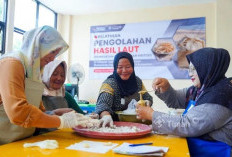 PT Timah Latih Warga Pesisir Olah Hasil Laut