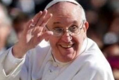 Pesan Misa Natal Paus Fransiskus: Hati Kami Dibayangi Agresi Israel