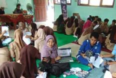 Tangkal Hoaks, Aspikom Babel Gelar Sekolah Kebangsaan di SMKN 2 Sungailiat