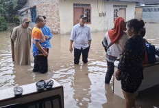 Bupati Fery Bantu Warga Terdampak Banjir