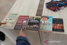 Perpusda Bangka Barat Terima Sumbangan Buku Sejarah Perang Dunia II