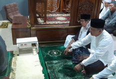Bupati Fery Insani Sholat Idul Adha Bersama Masyarakat di Masjid Agung