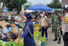 Sekda Mie Go Pimpin Rapat Penataan Pasar Pagi