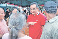 Gemar Bantu Warga Tanpa Pandang   Bulu, Rudianto Tjen Dikagumi