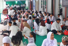 Warga Binaan Lapas Narkotika Bukber Keluarga
