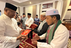 Pj Gubernur Salurkan 5.000 Al Qur'an dari BWA ke Pesantren