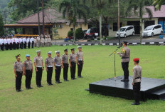 67 Personel Polres Bangka Naik Pangkat, Kapolres Tekankan Profesionalisme & Integritas Pelayanan