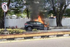 Begini Kronologis  Mobil HR-V Milik Dokter Terbakar