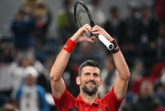 Djokovic Beri Penghormatan 