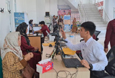 Imigrasi Layani Pembuatan Paspor 75 Calhaj