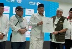 10.000 Dam Jemaah Disalurkan BAZNAS, ke Sekolah Indonesia di Makkah