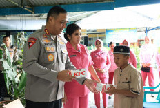 Kapolda Gelar Bakti Sosial Natal 2025