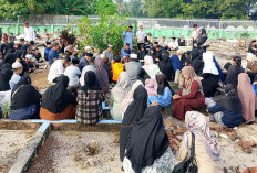 Jenazah almarhum Adityawarman Dikebumikan, Sang Residivis Terus Diburu