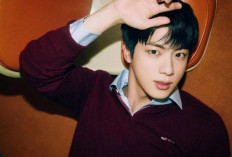 Debut di Peringkat Tiga Billboard 200