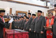 H Badri Syamsu & H Oktorazsari Ditunjuk Pimpinan Sementara DPRD Babar