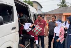 Bahagia dan Terharu Anaknya Dibantu Kamarudin Angkutan Sekolah, Warga: Pak Afa Selalu Peduli