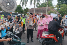Polresta dan Bhayangkari Bagikan 150 Paket Takjil di Titik Nol Kilometer