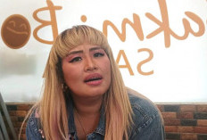 Pinkan Mambo Jual Makanan Harga Fantastis