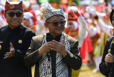  Hardiknas 2026: Fokus Nasib Guru