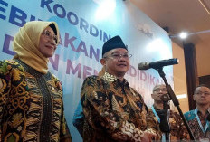 Mendikdasmen Nyatakan Terbuka untuk Undang-Undang Perlindungan Guru