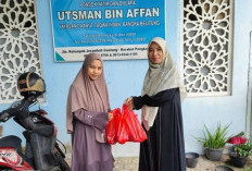 Gubernur Berbagi Hewan Kurban ke Panti Asuhan