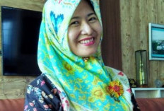 Senyum Khas Cece Dessy: Bermanfaat untuk Orang Lain dan Diri Sendiri