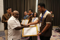 PT Timah Terima Penghargaan PRISMA dari Menteri HAM