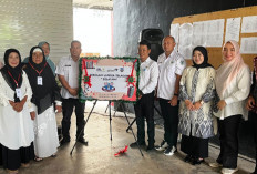 Jadikan Lansia Smart, Kelurahan Teladan Launching Sekolah Lansia