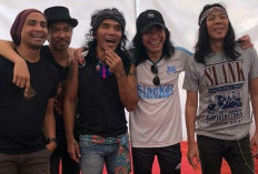 Slank Bertukar Lagu dengan Sal Priadi
