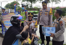 Ramai Beli Takjil di Koba, Pemotor Diimbau Gunakan Helm