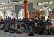 Ratusan Anak Ikut Pesantren Kilat Pelangi Masjid Agung Sungailiat