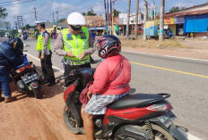 Operasi Patuh Menumbing 2024 di Bangka, Satlantas Bagikan Brosur hingga Jaring Puluhan Pelanggar 