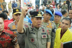 Gubernur Larang Pelajar Ikut Demo