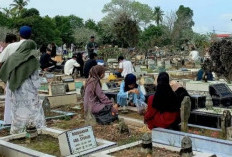 Pengingat, Bahwa yang Bernyawa Pasti akan Mati, ke makam Tiap Idul Fitri Pertama