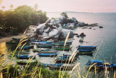 Wisata ke Pantai di Sungailiat, Sehari Saja Mana Cukup, Ini Daftar Pantainya