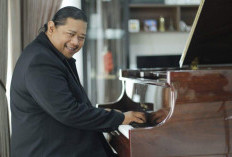 Jejak Arsip Karya Andi Bayou