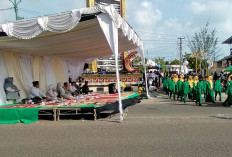 Ribuan Pelajar Pawai Ta'aruf Memperingati Maulid Nabi Muhamad SAW