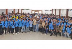  Di Depan Ribuan Mahasiswa se-Pulau Bangka,Bambang Patijaya: Idealiesme itu Mahal 