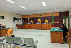 Jaksa Tuntut Mantan Ketua Bawaslu Bangka Setahun Penjara