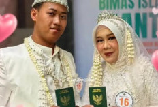Pemuda 22 Tahun Nikahi Janda Setengah Abad, Cinta Viral di Dunia Maya