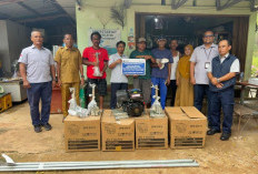 Empat Nelayan Dapat Mesin Ketinting dari PT Timah