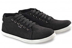 Ini 5 Sepatu Sekolah Harga Ratusan Ribu: Nyaman Dipakai dan Tetap Bergaya