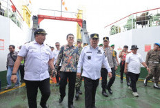 Gubernur Pastikan Keamanan Pelabuhan Tanjung Kalian